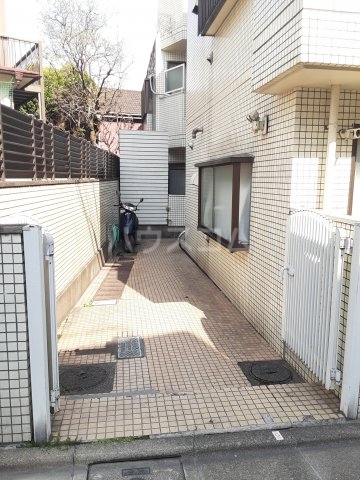 2/11 エントランス