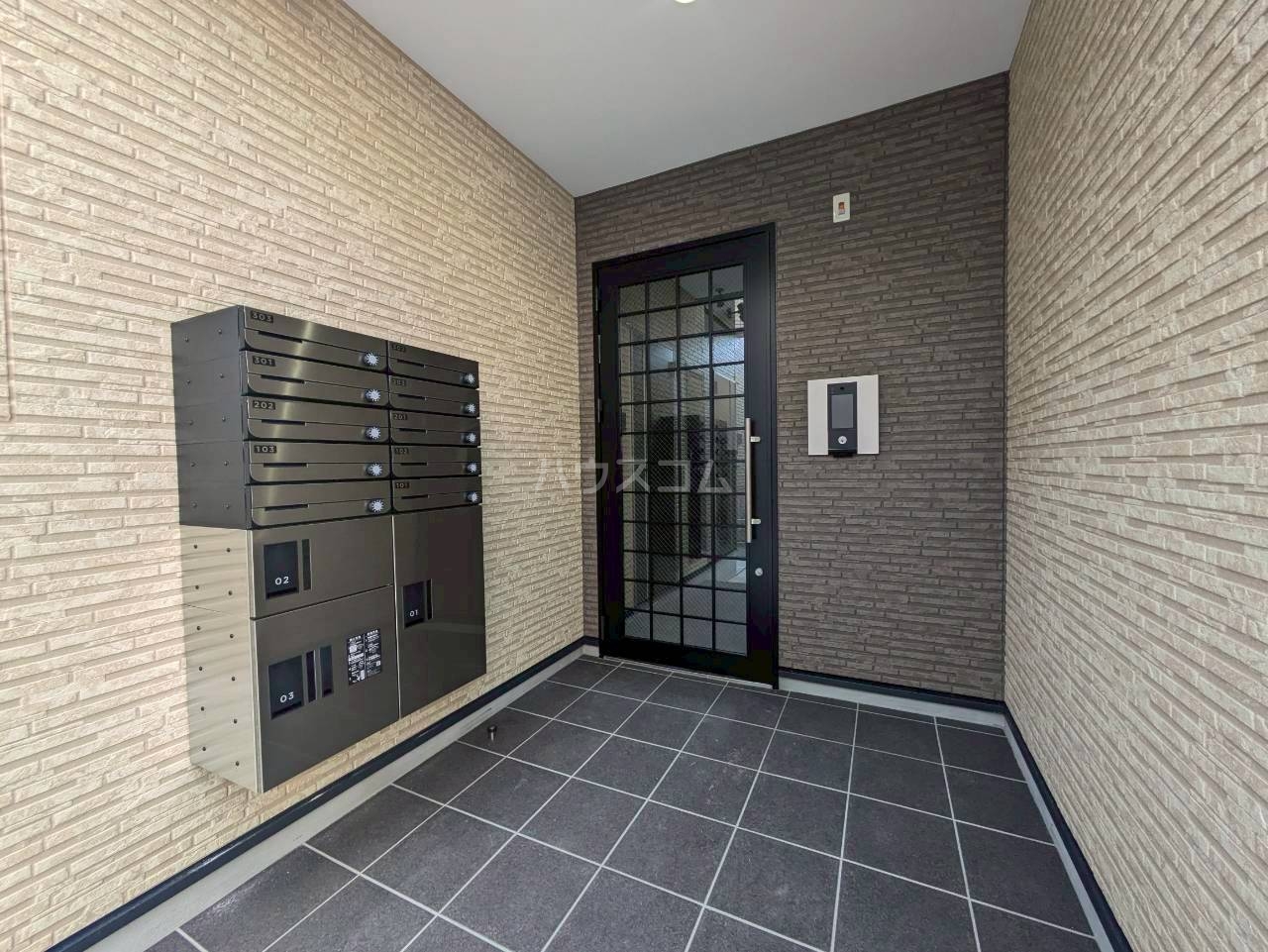 4/10 エントランス