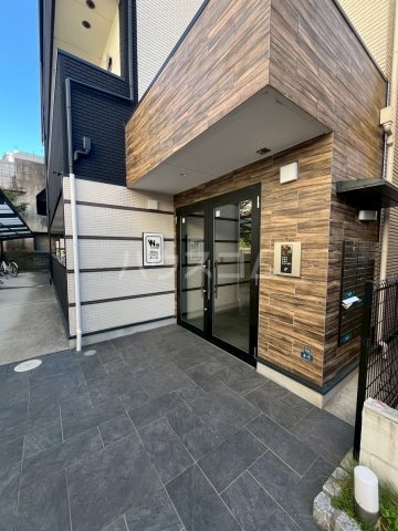 2/11 エントランス