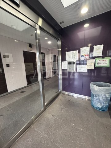 29/30 エントランス