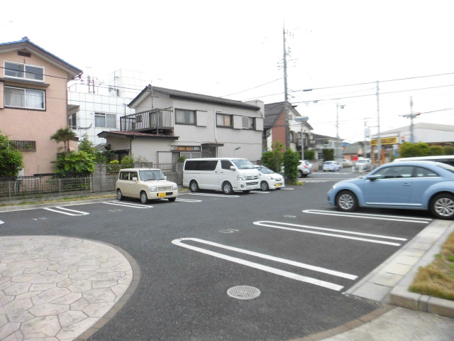 19/27 駐車場
