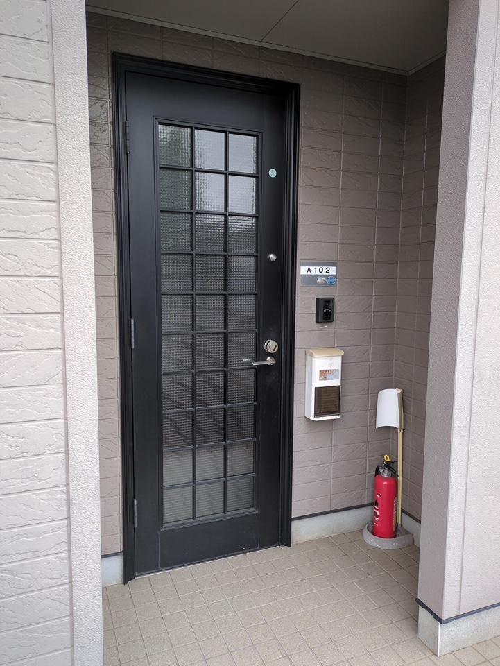 24/30 エントランス