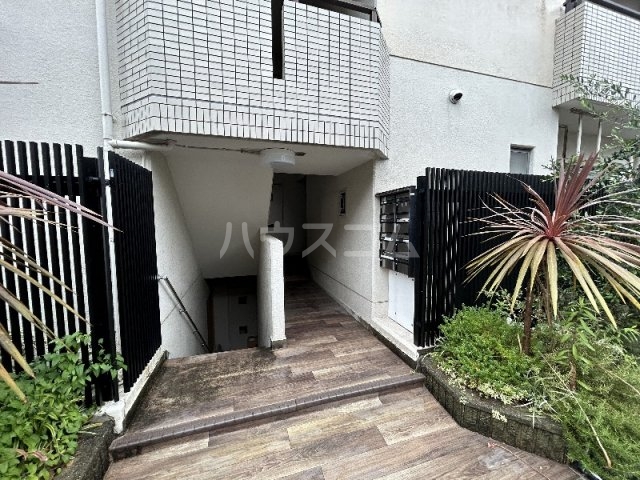 2/11 エントランス