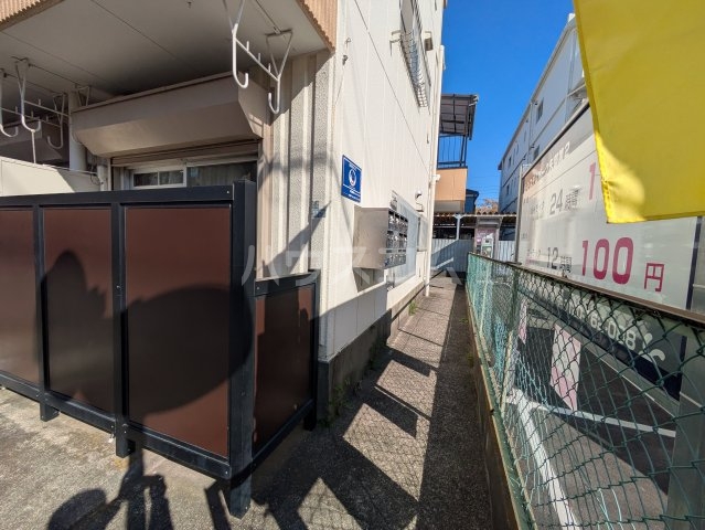 3/5 エントランス