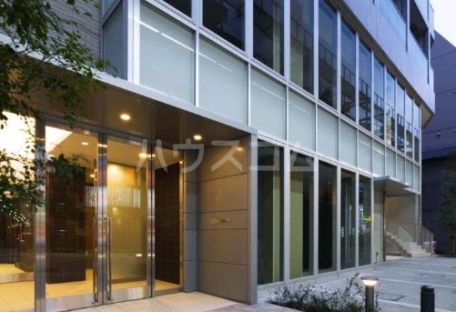 14/21 エントランス