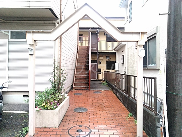 29/30 エントランス