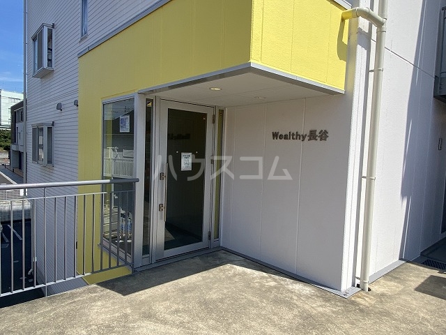 24/30 エントランス