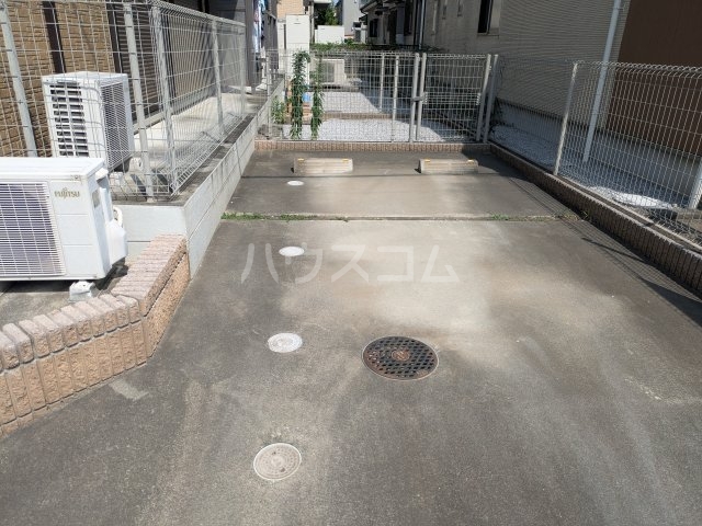 16/26 駐車場