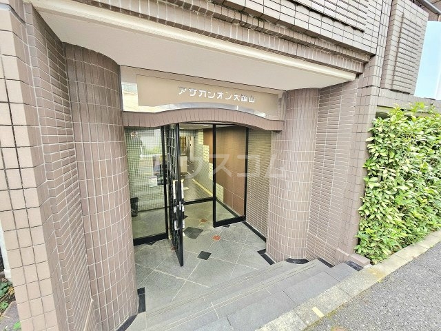 21/30 エントランス