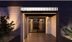 16/22 エントランス