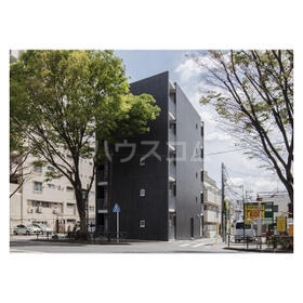 グランデュオ八幡山の外観