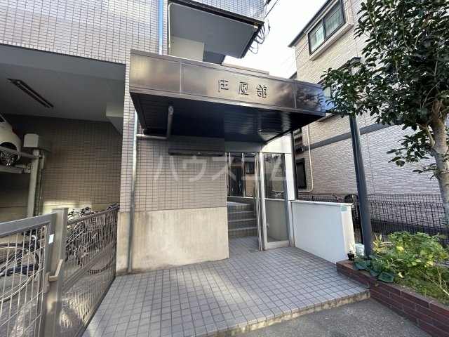 2/5 エントランス