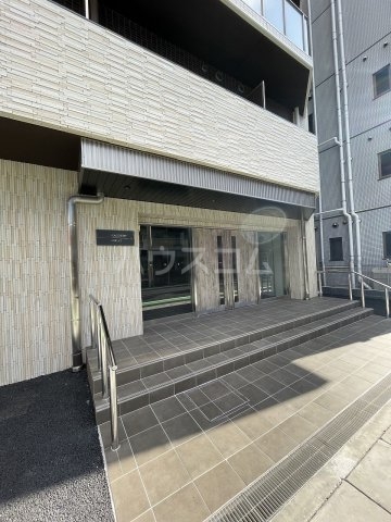 3/7 エントランス