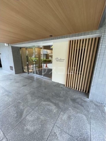 15/20 エントランス