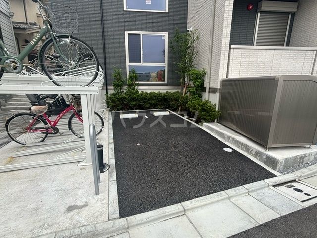 28/30 駐車場