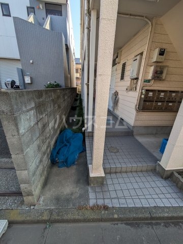 2/11 エントランス