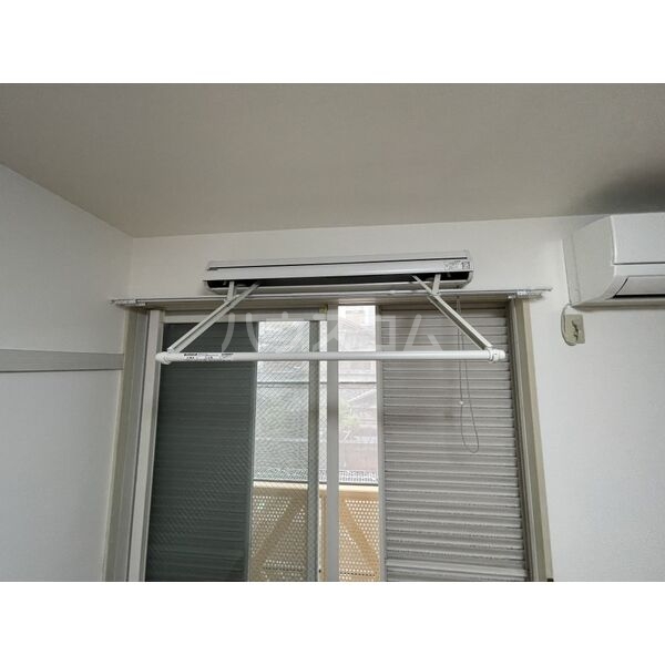 13/23 エントランス