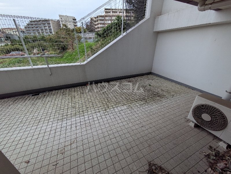 15/30 バルコニー