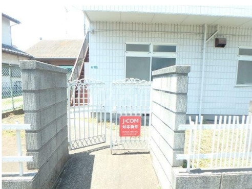 24/29 エントランス