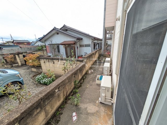 16/23 バルコニー