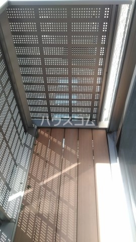 15/22 バルコニー