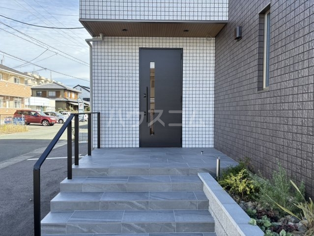 2/3 エントランス