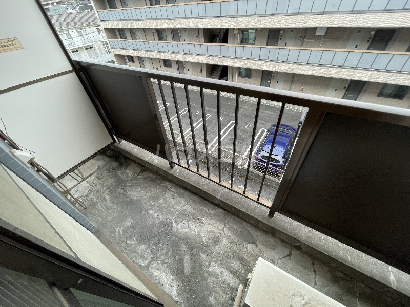 15/28 バルコニー