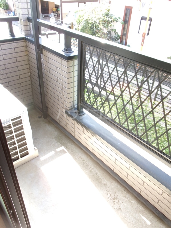 14/28 バルコニー