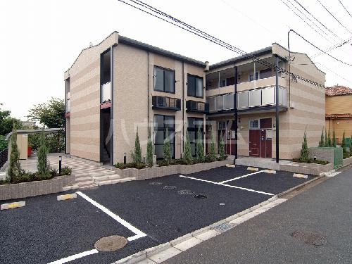 13/18 駐車場