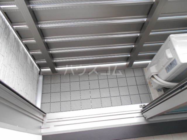 17/27 バルコニー