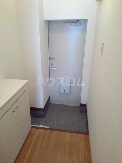 15/28 エントランス