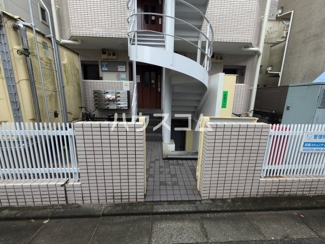 15/25 エントランス