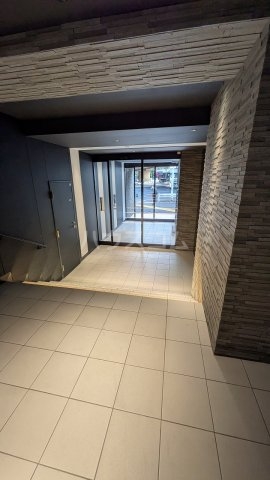 19/29 エントランス