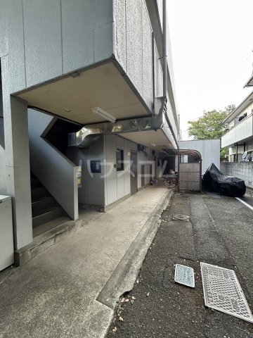 24/26 エントランス