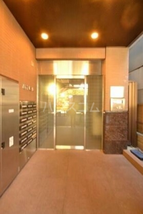 15/24 エントランス