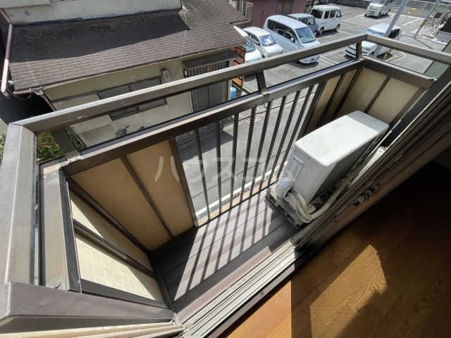 23/30 バルコニー