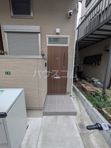 19/25 エントランス