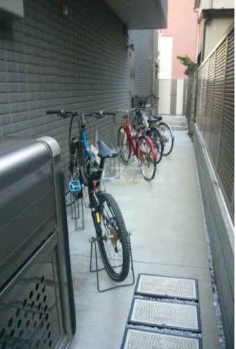 14/14 エントランス