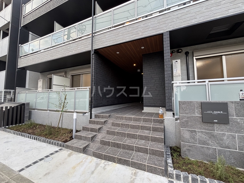 2/7 エントランス