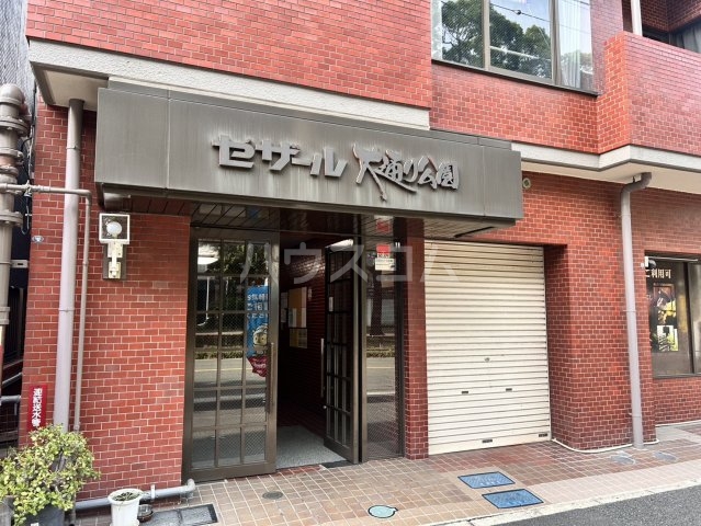 3/4 エントランス