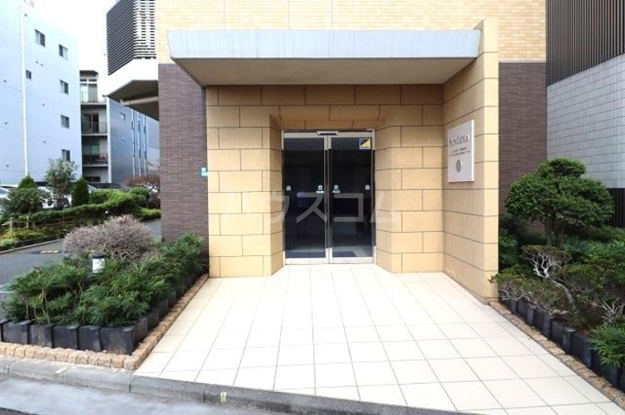 2/3 エントランス