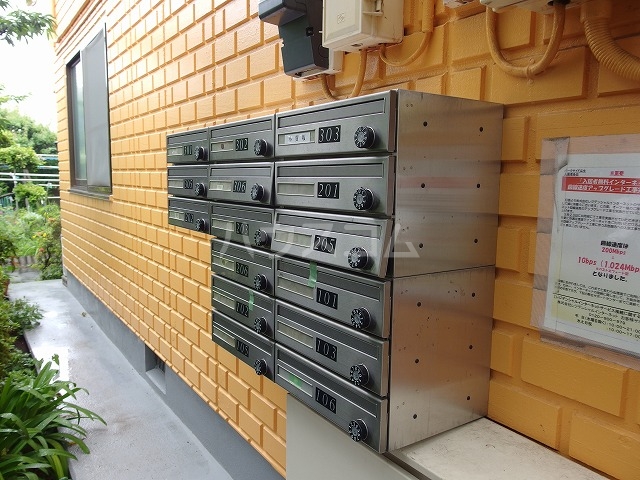 15/25 エントランス