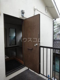 16/26 エントランス