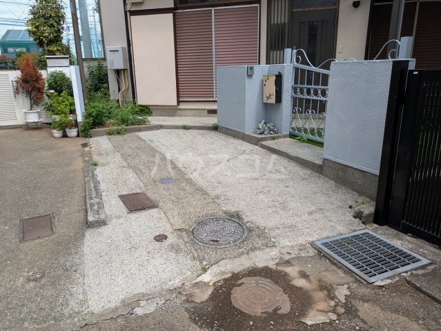 3/6 駐車場