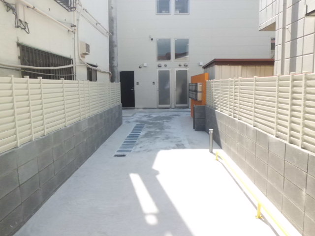 19/29 エントランス