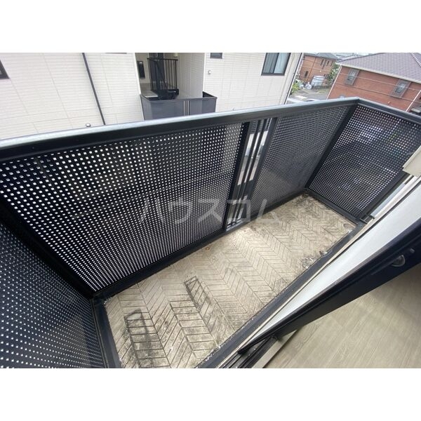 13/17 バルコニー