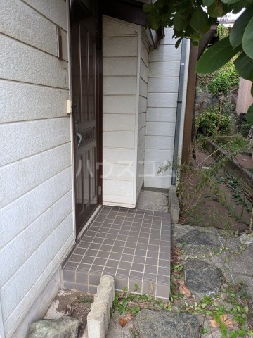 2/4 エントランス