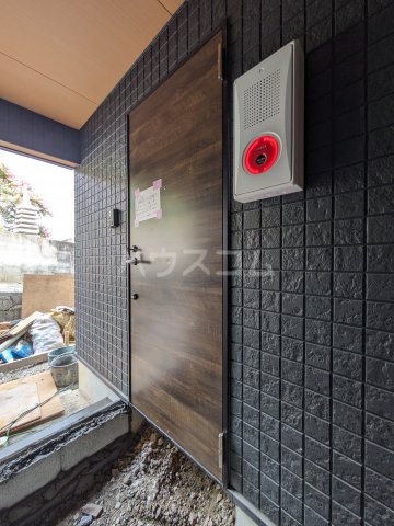 25/26 エントランス