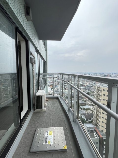 23/30 バルコニー