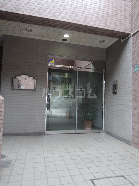 20/24 エントランス